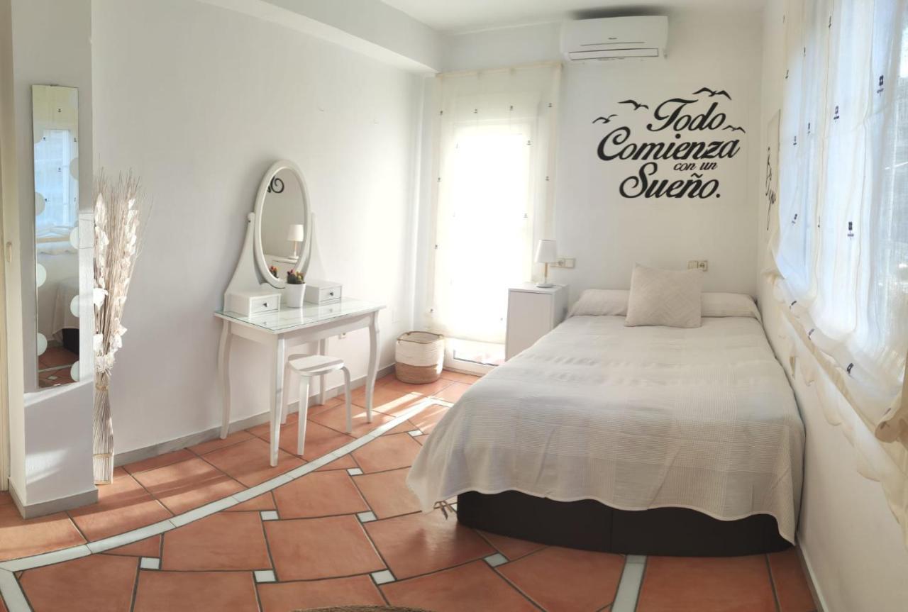 Habitaciones En Casa Centrica Con Piscina Almuñécar Exterior foto