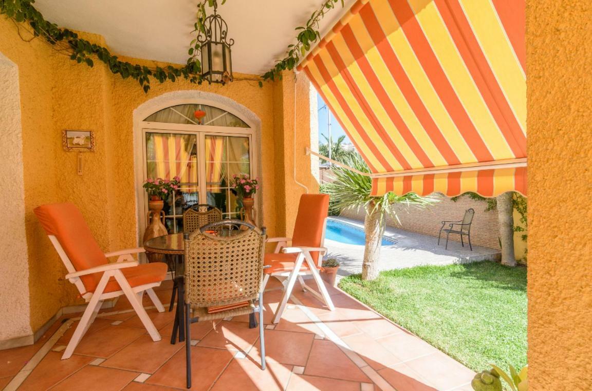 Habitaciones En Casa Centrica Con Piscina Almuñécar Exterior foto